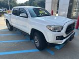 Used 2018 Toyota Tacoma SR5 image 2