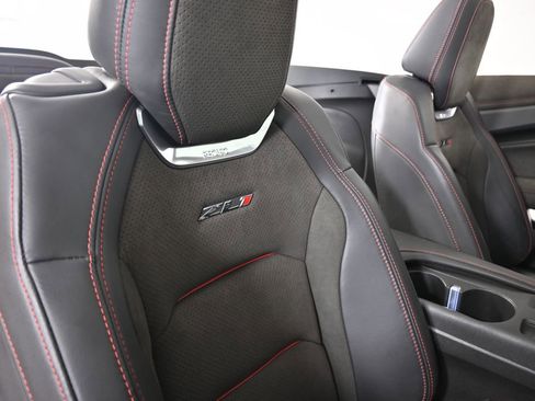 Used 2021 Chevrolet Camaro ZL1 w/ LPO, ZL1 Protection Package RWD image 18