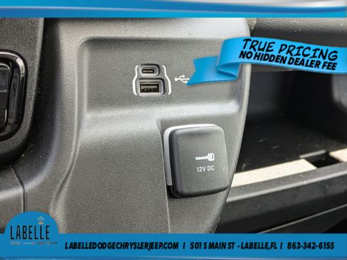 Used 2026 RAM ProMaster 2500 w/ Convenience Group FWD image 26