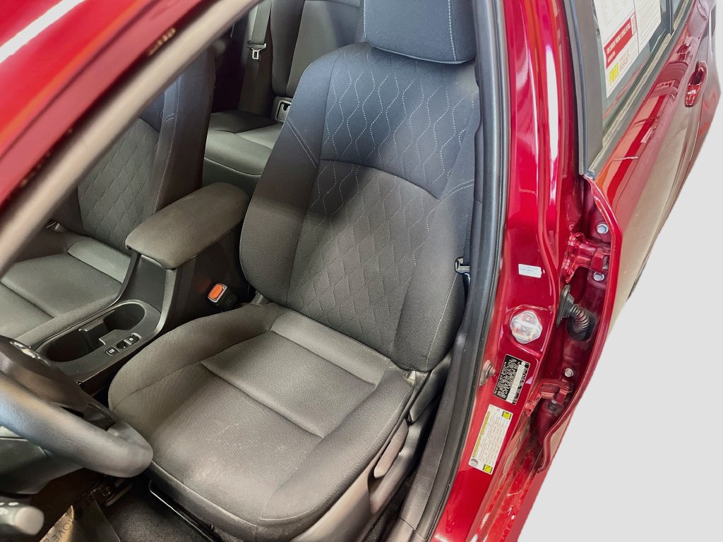 Used 2025 Toyota Corolla LE FWD image 19