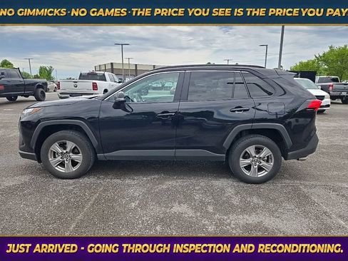 Used 2025 Toyota RAV4 XLE FWD image 4