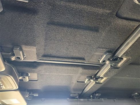 Used 2022 Ford Bronco Badlands image 25