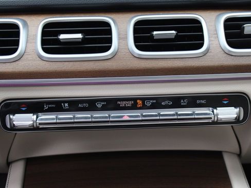 Certified 2021 Mercedes-Benz GLE 350 4MATIC image 21