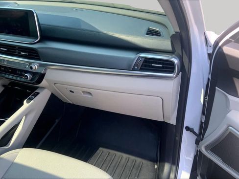 Used 2022 Kia Telluride S FWD image 18