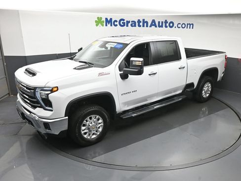 Used 2024 Chevrolet Silverado 2500 LTZ w/ LTZ Plus Package AWD/4WD image 21