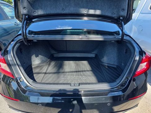 Used 2022 Honda Accord Touring image 30