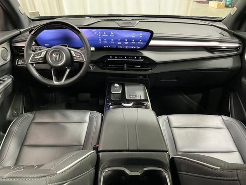Used 2025 Buick Enclave Avenir AWD/4WD image 15