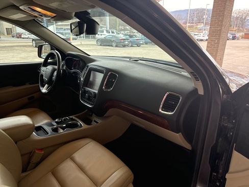Used 2016 Dodge Durango Limited w/ Premium Group image 17