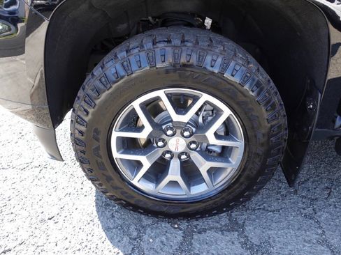 Used 2022 GMC Canyon AT4 image 56