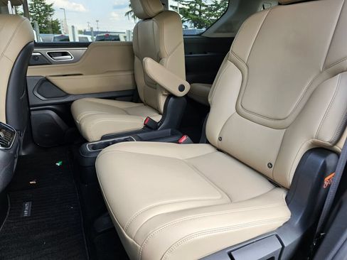 Used 2025 INFINITI QX80 Pure AWD/4WD image 21