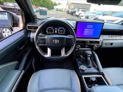 Certified 2025 Toyota 4Runner Trailhunter AWD/4WD image 6