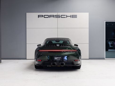 Certified 2026 Porsche 911 Targa 4 GTS AWD/4WD image 6