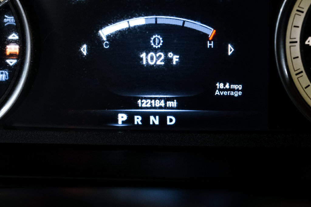 Used 2018 RAM 1500 Laramie AWD/4WD image 18