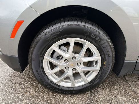 Used 2024 Chevrolet Equinox LT image 19