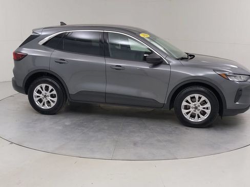 Certified 2023 Ford Escape Active w/ Tech Pack #1 AWD/4WD image 11