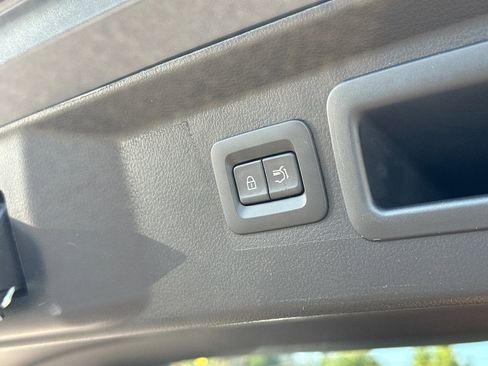 New 2025 MAZDA CX-50 AWD 2.5 Hybrid w/ Weather Package image 10