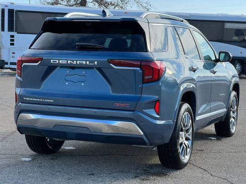 New 2026 GMC Terrain Denali w/ LPO, Floor Liner Package image 44