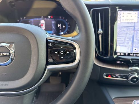 Used 2023 Volvo XC60 B5 Ultimate w/ Protection Package Premier image 24