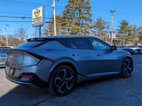Used 2022 Kia EV6 GT-Line w/ GT-Line Suede Seat Package image 8
