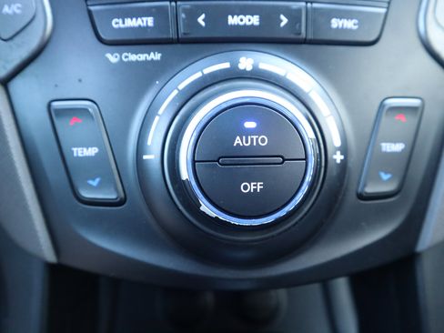 Used 2017 Hyundai Santa Fe AWD w/ SE Ultimate Tech Package 03 image 87