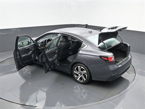Used 2022 Subaru Legacy Limited image 27