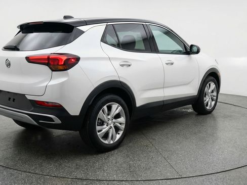 Used 2025 Buick Encore GX Preferred image 9