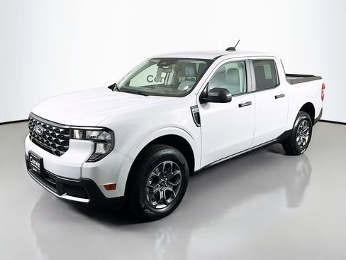 New 2025 Ford Maverick XLT w/ 4K Tow Package image 5