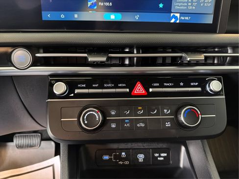 Certified 2026 Hyundai Santa Cruz SE AWD/4WD image 27