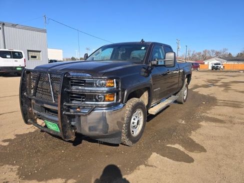 Used 2018 Chevrolet Silverado 2500 W/T image 3