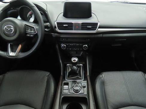 Used 2018 MAZDA MAZDA3 Grand Touring w/ Premium Equipment Package image 13