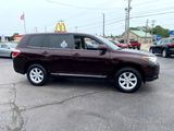 Used 2013 Toyota Highlander FWD image 5