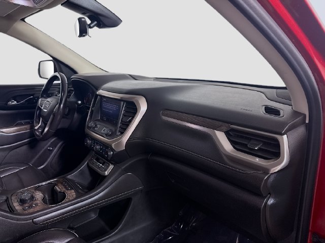 Used 2021 GMC Acadia Denali w/ Denali Ultimate Package AWD/4WD image 29