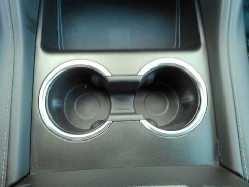 Used 2023 Chevrolet Suburban LT image 48