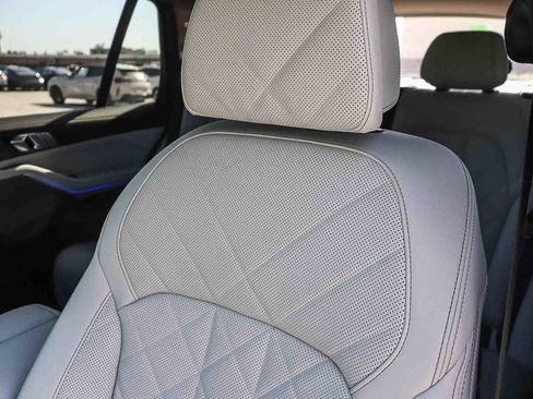 Used 2026 BMW X5 sDrive40i w/ Premium Package RWD image 29