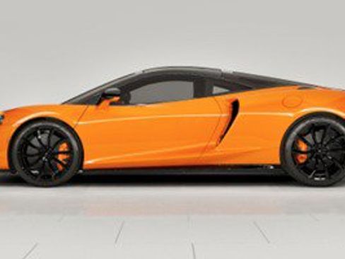 Used 2023 McLaren GT RWD image 2
