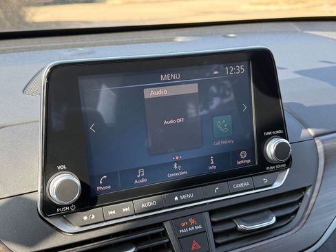 Used 2025 Nissan Altima 2.5 SV image 20