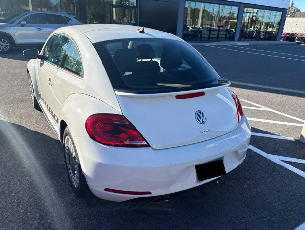 Used 2016 Volkswagen Beetle 1.8T SE FWD image 6