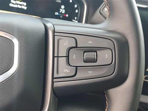 Used 2024 GMC Sierra 2500 AT4 w/ Technology Package image 23