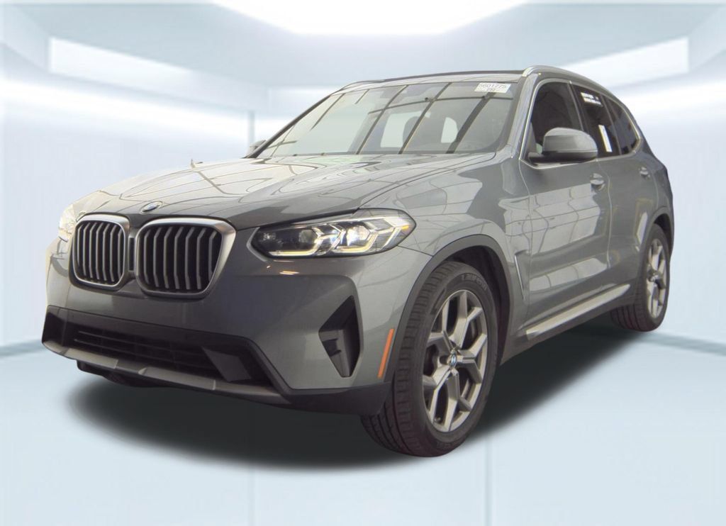 Used 2024 BMW X3 sDrive30i w/ Convenience Package RWD image 1