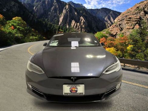 Used 2019 Tesla Model S P100D image 4