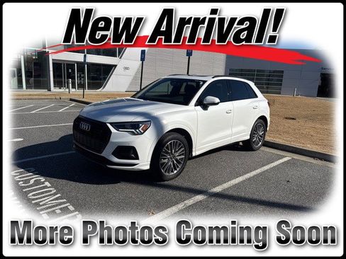 Used 2023 Audi Q3 2.0T Premium image 1