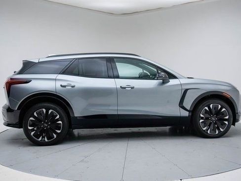 New 2026 Chevrolet Blazer EV RS w/ LPO, All-Weather Mat Package image 9