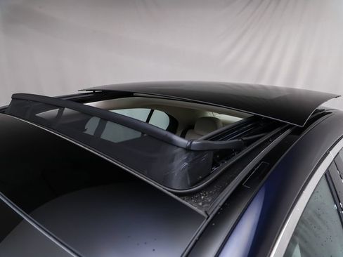 Used 2026 Mercedes-Benz E 350 4MATIC Sedan image 5