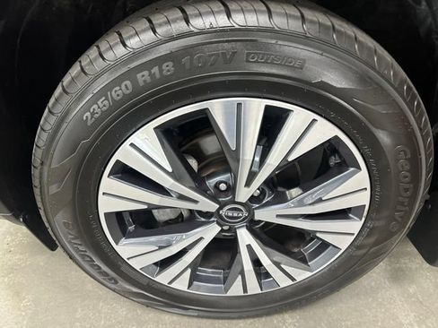 Used 2023 Nissan Rogue SV w/ SV Premium B Package AWD/4WD image 25
