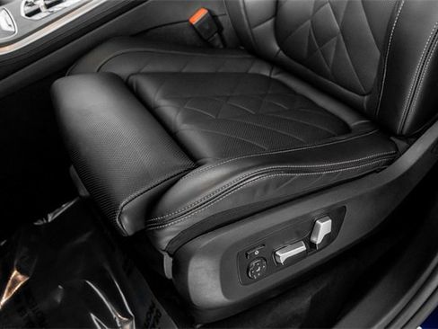 Used 2024 BMW X5 xDrive40i w/ Premium Essential Package image 27