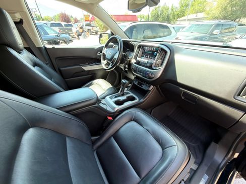 Used 2018 Chevrolet Colorado ZR2 w/ ZR2 Midnight Special Edition AWD/4WD image 7