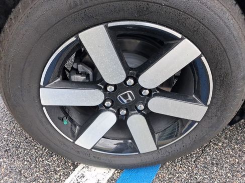 Used 2024 Honda Prologue Touring image 14
