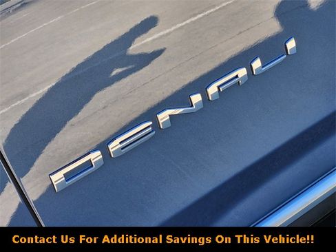 New 2026 GMC Yukon Denali image 8