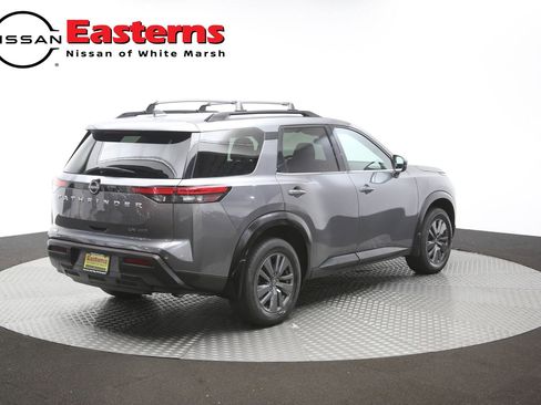 Used 2022 Nissan Pathfinder SV AWD/4WD image 37