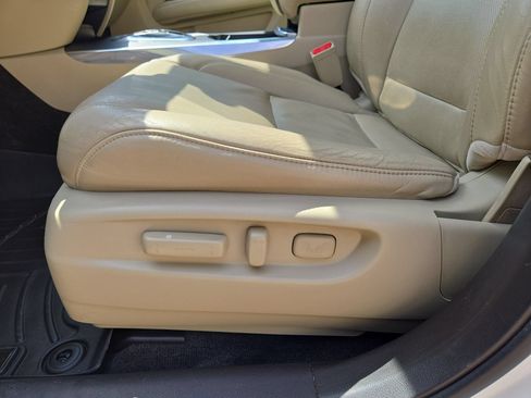 Used 2016 Acura MDX SH-AWD image 17